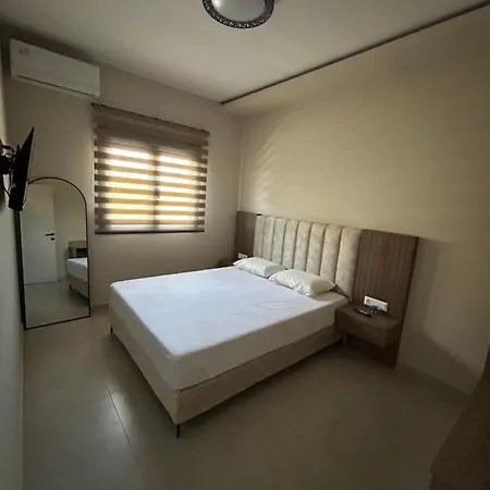 Aura Luxury Psakoudia